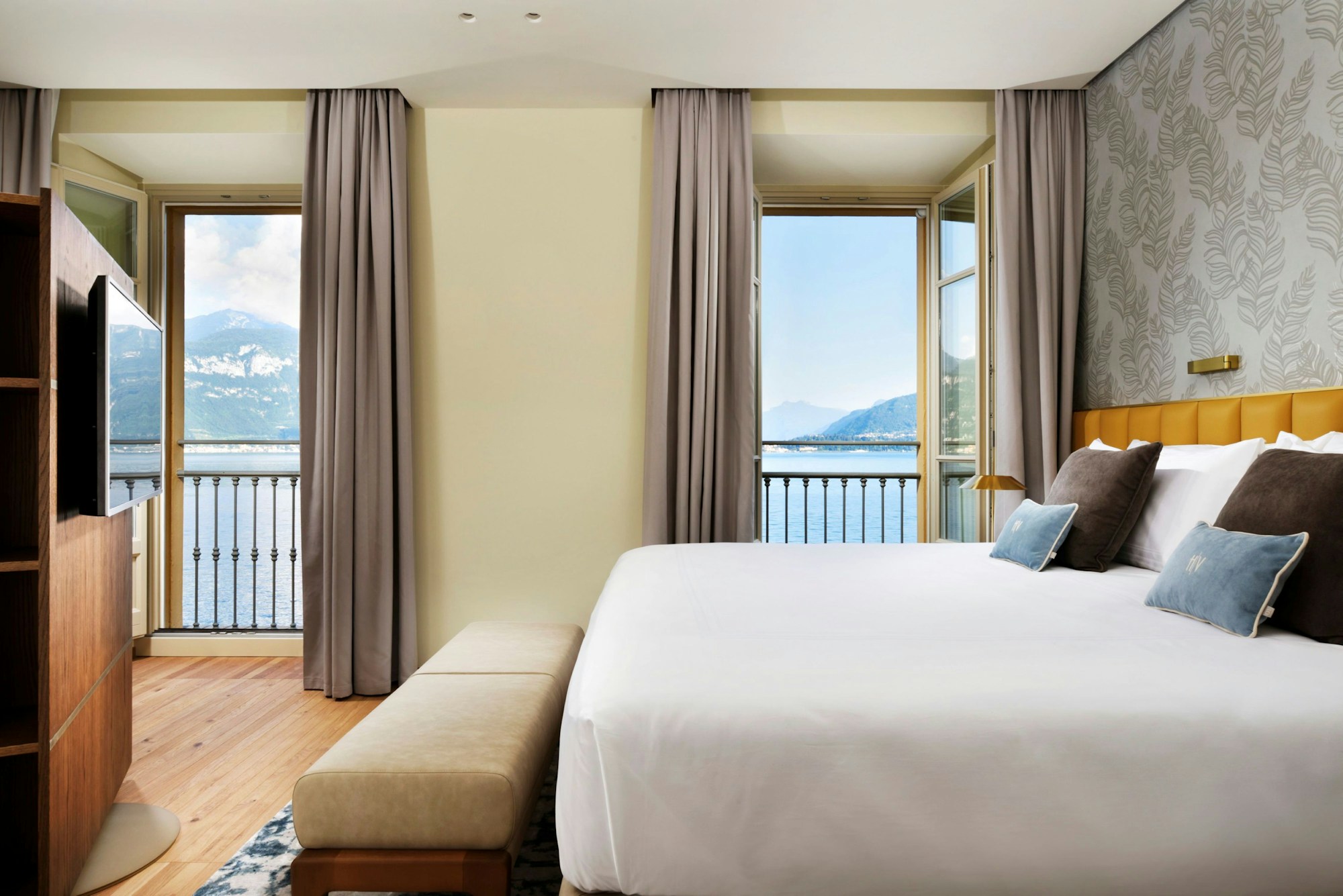 JUNIOR Suite lake view