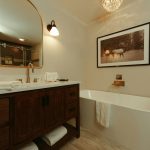 Suite Soaking Tub