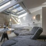 Executive Crazy - Living Area