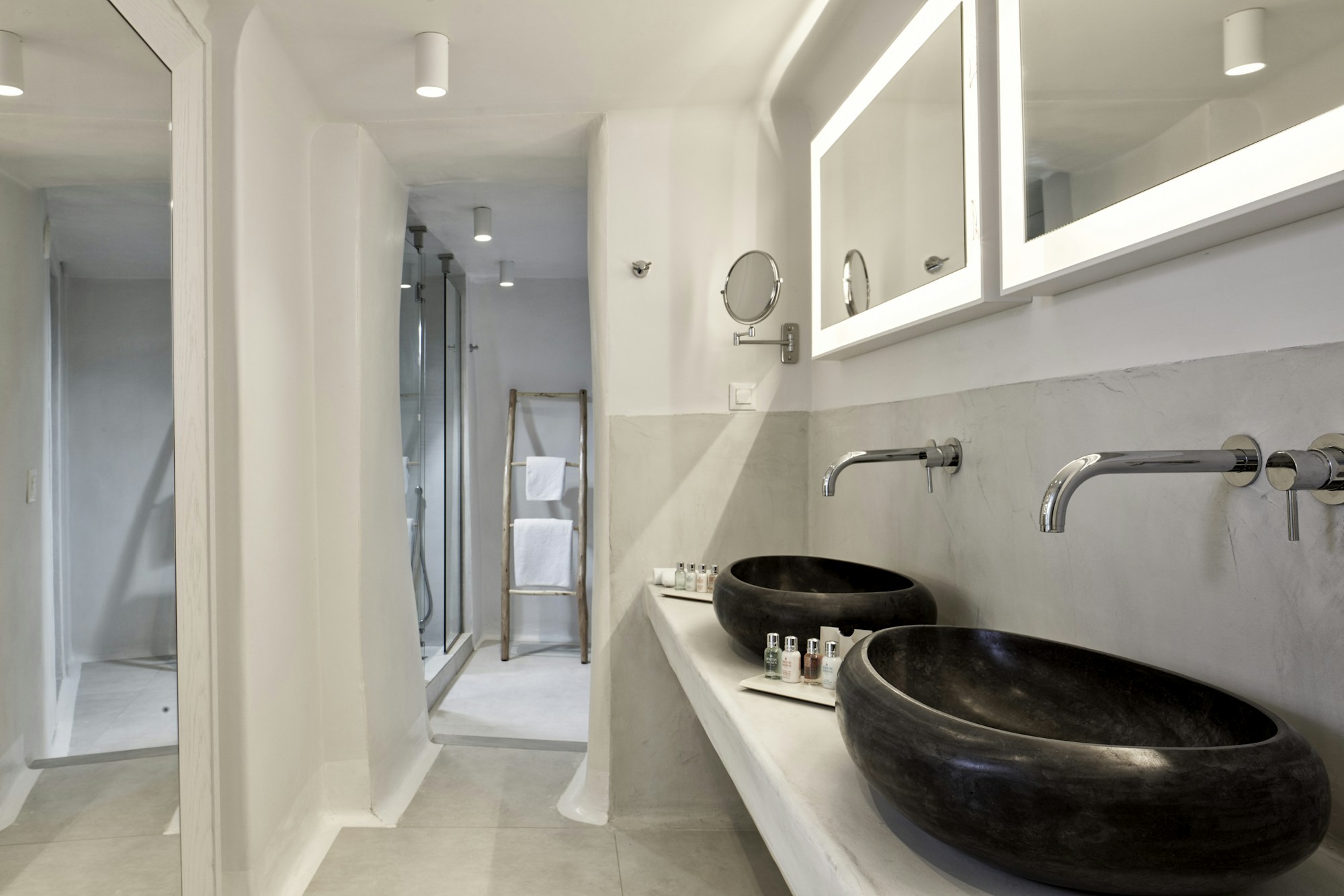 Cosmo Suite - Bathroom
