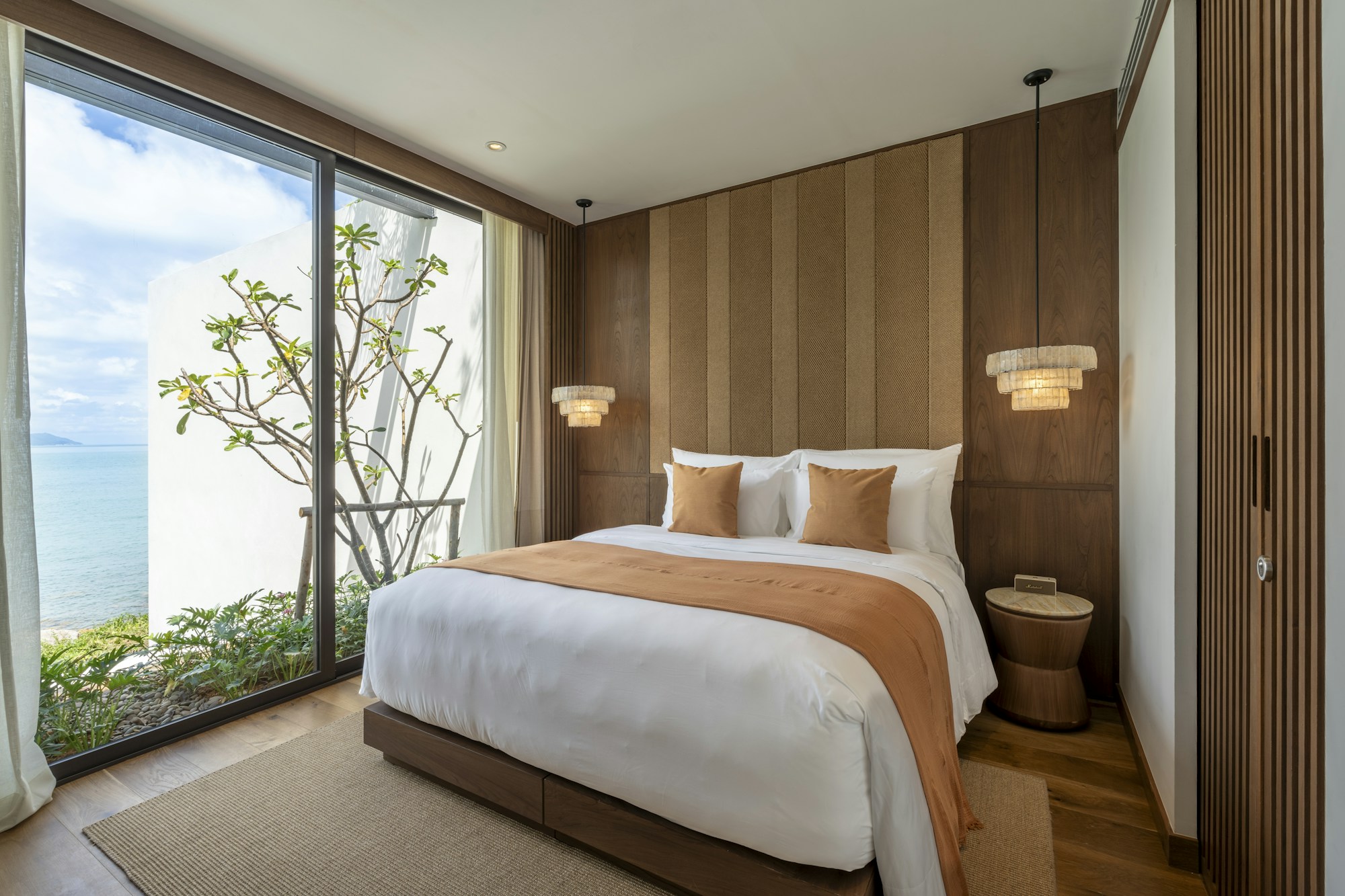 Ocean Cottage - Bedroom