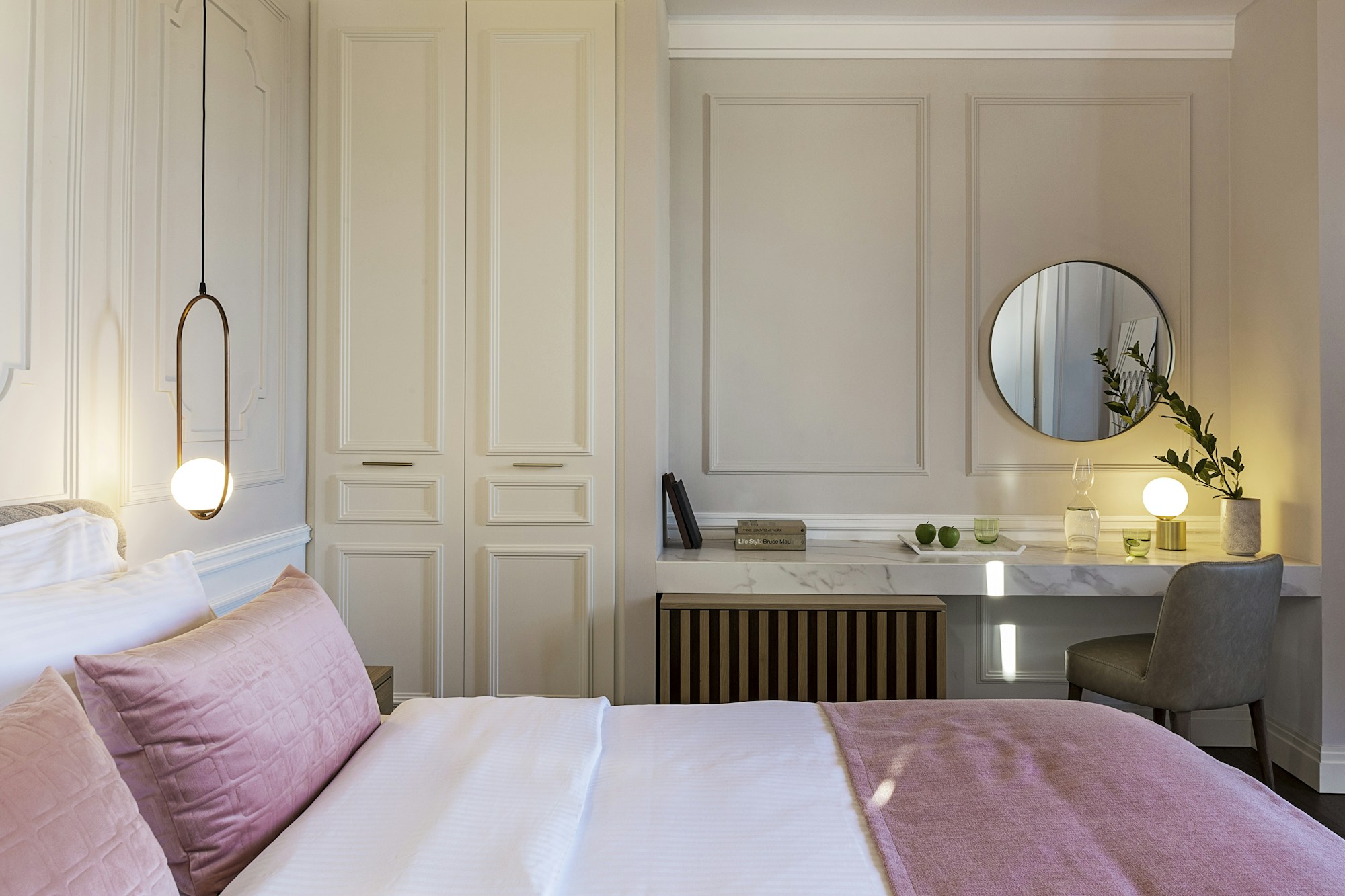 Iconic Suite - Bedroom
