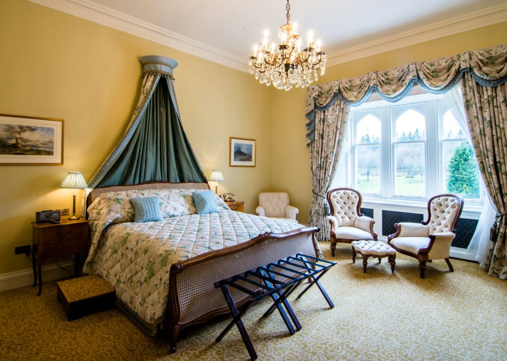 Castle Large Double - Bedroom