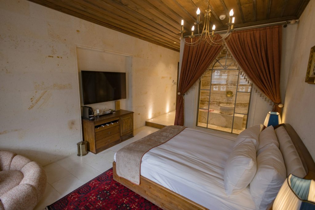 Stone Luxury - Bedroom