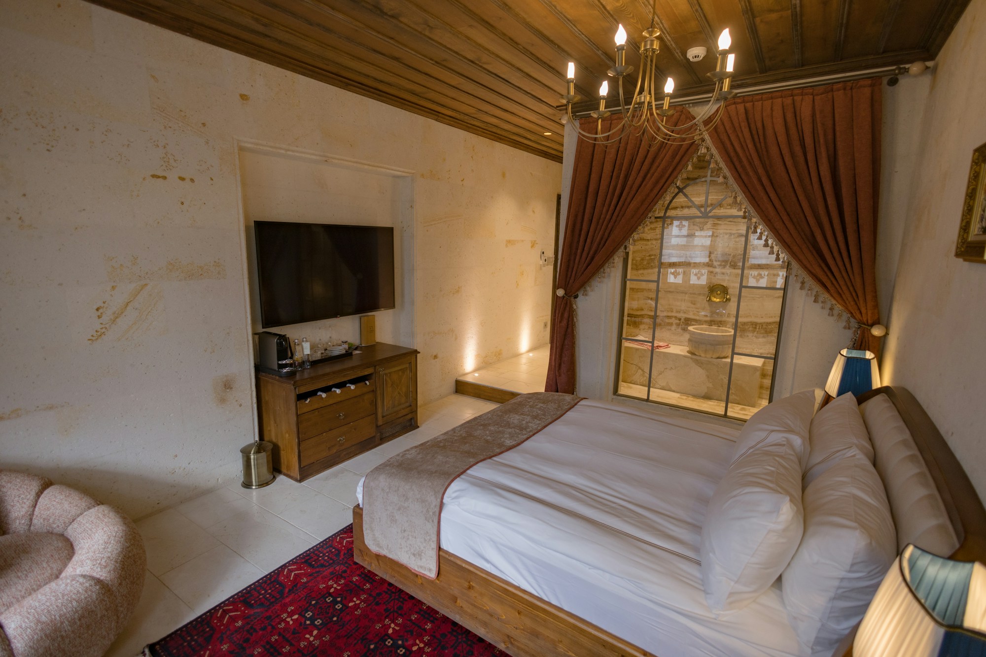 Stone Luxury - Bedroom