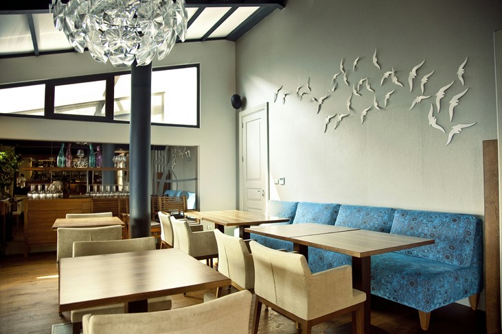 Nicole Restaurant