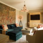 Luxe Hot Tub Suite - Living Area
