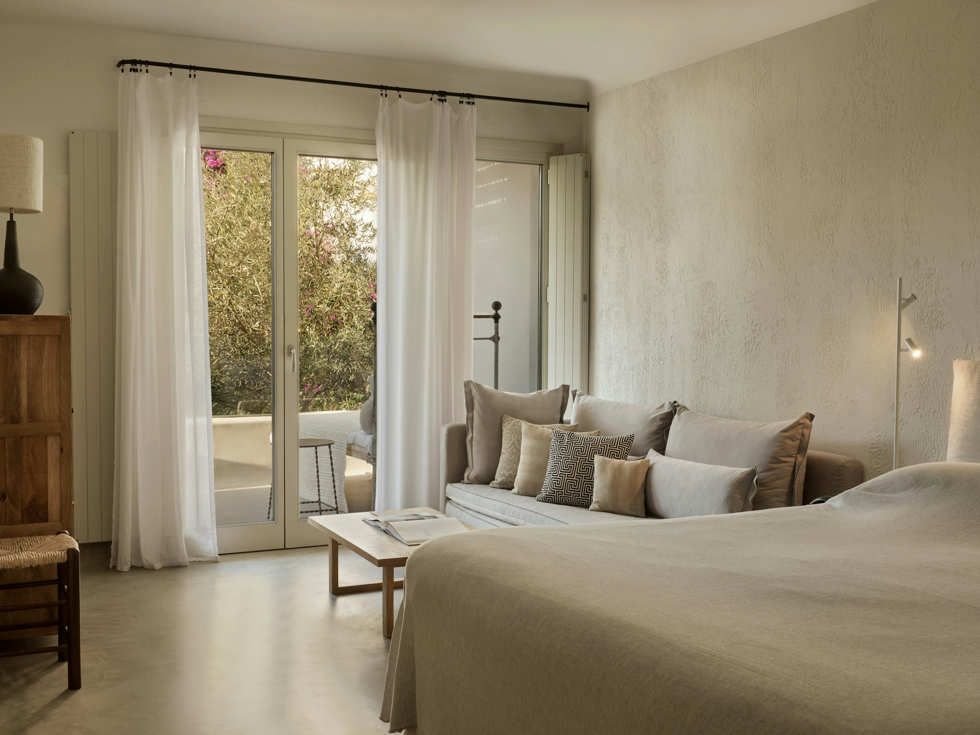 Deluxe Sunset & Sea View Suite
