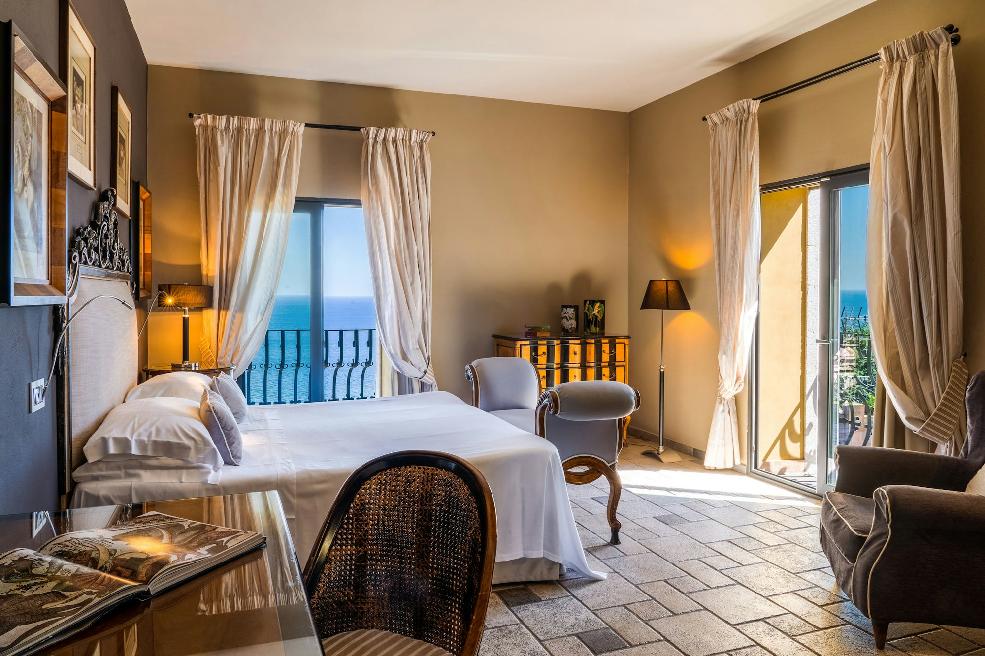 Junior Suite Sea View - Bedroom