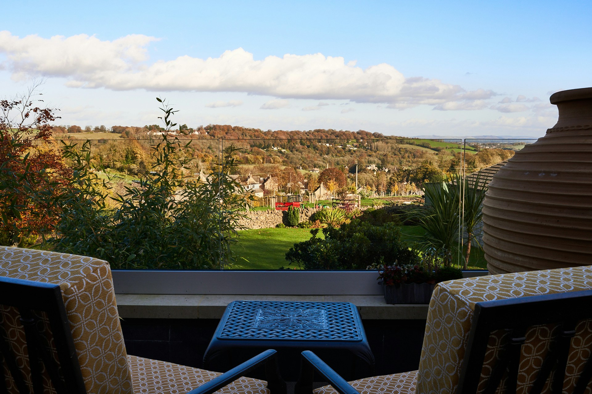 Mews Hot Tub Room - Balcony