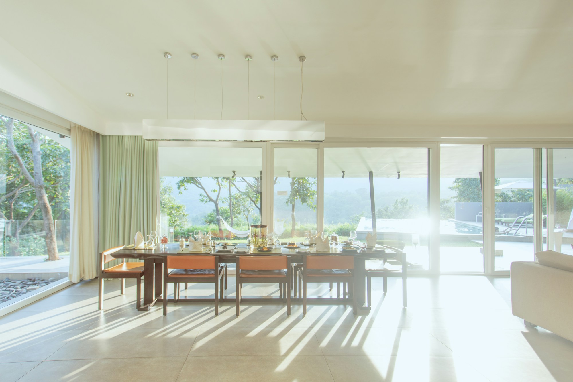 Grand Residence - Dining Area