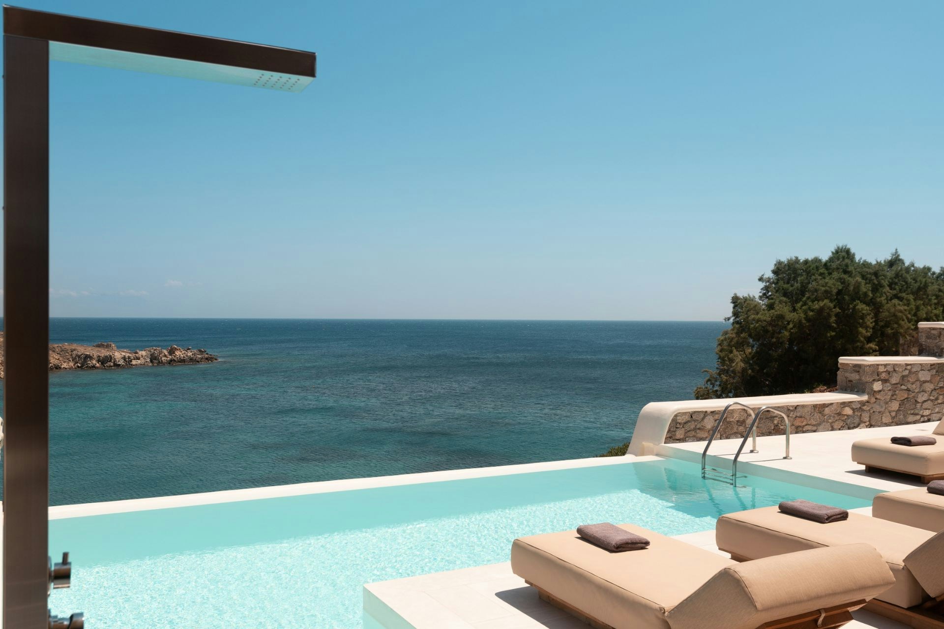 Su Casa Beachfront Infinity Pool Villa - Pool