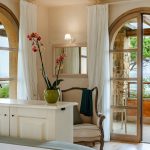 Deluxe with Sea View - Room Details