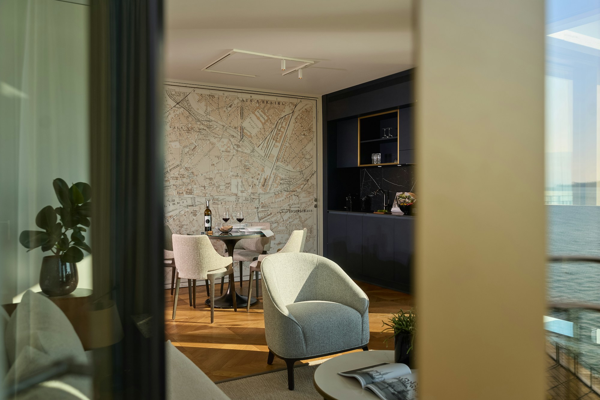 Penthouse One Bedroom Suite with Terrace - Living Area