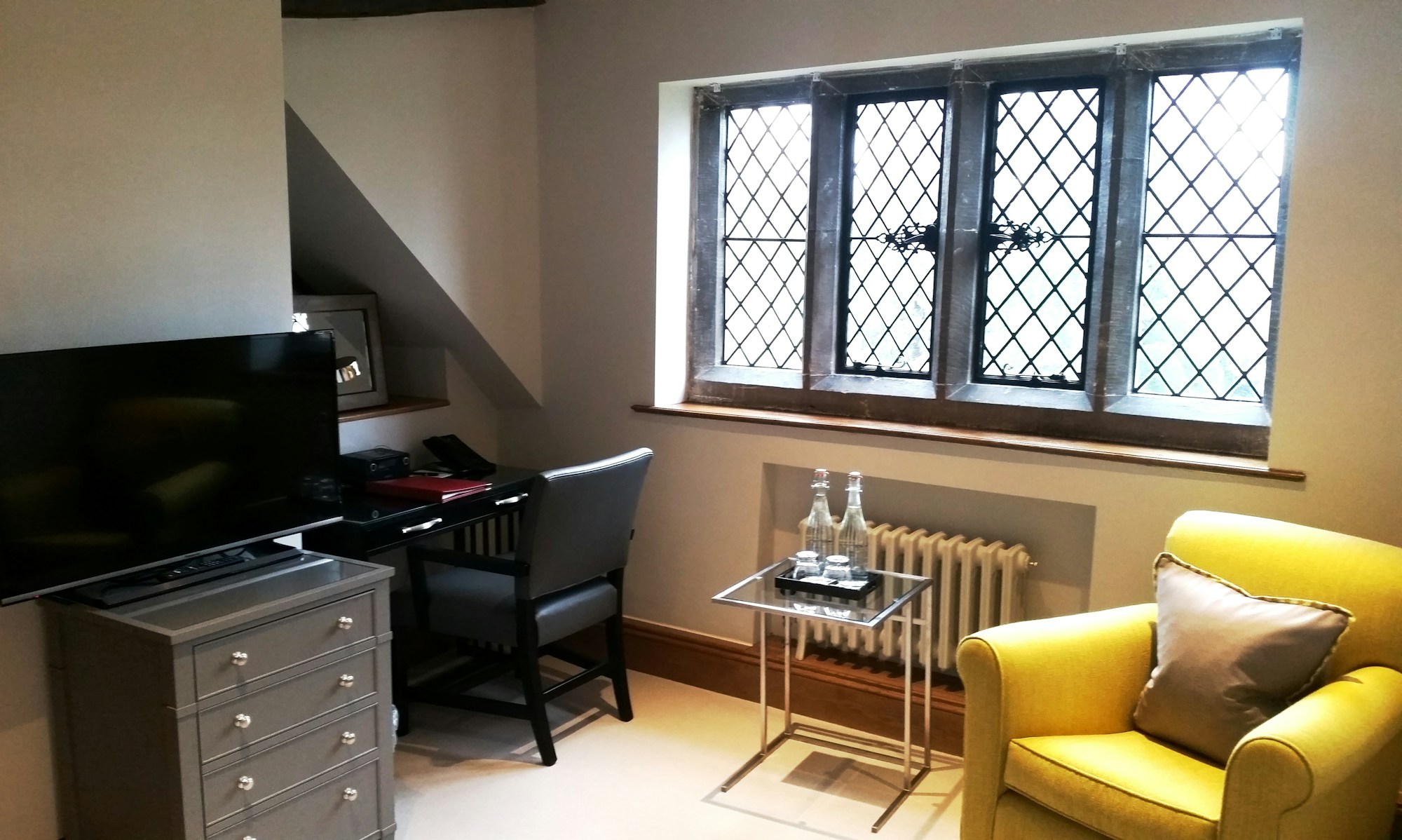 Cosy Double Room - Living Area