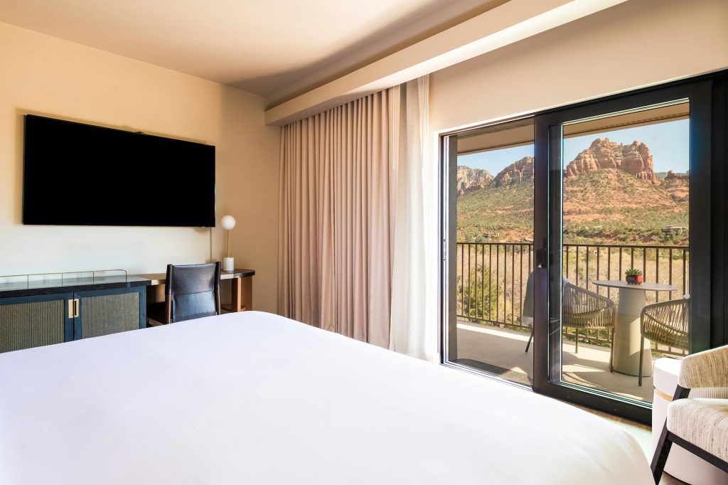 Cliffs King ADA - Bedroom