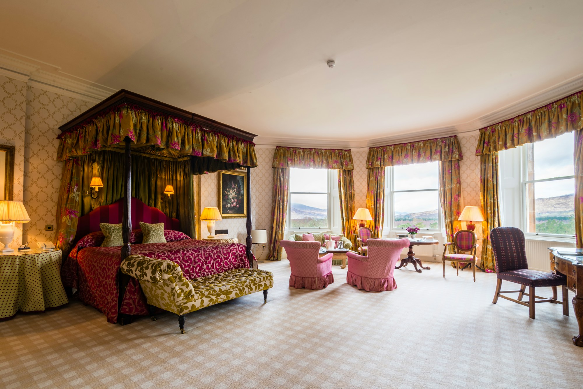 Queen Suite