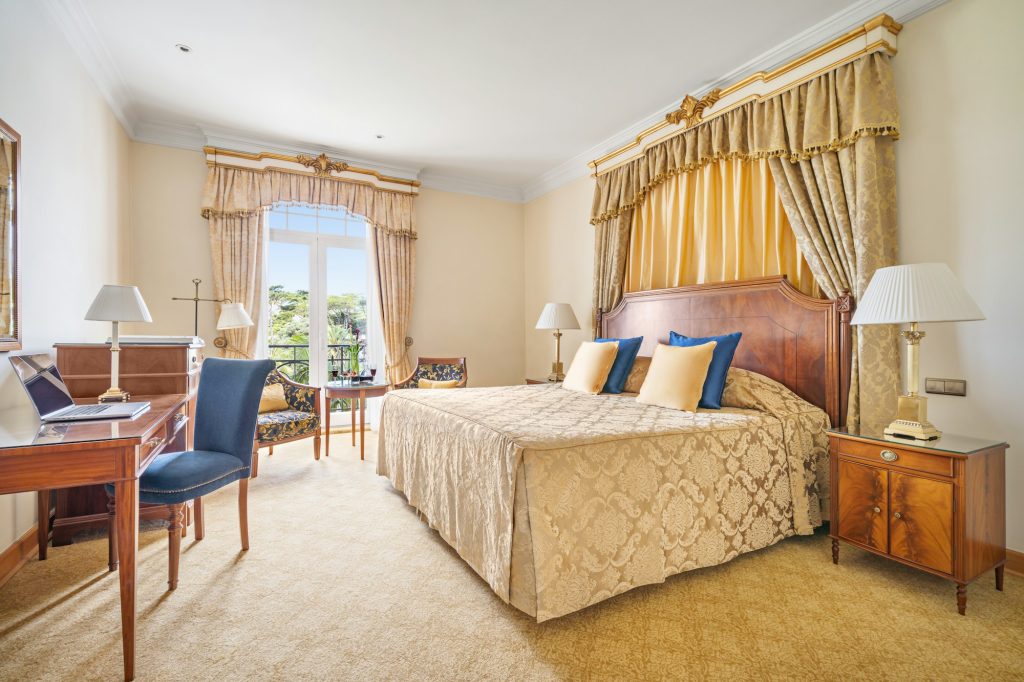 Deluxe Palacio Suites