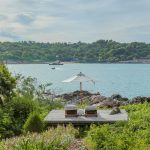 Fahn Noi Private Island Pool Villa - Deck