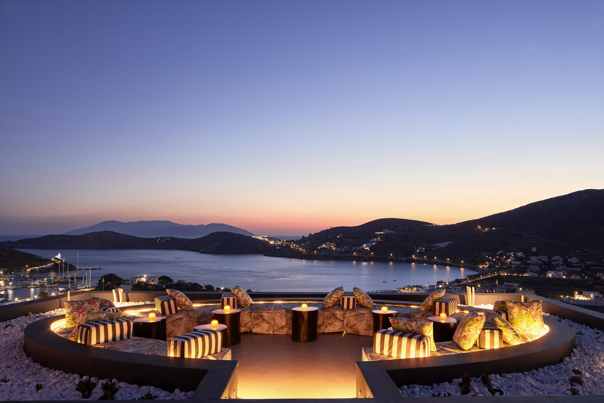 Sunset Lounge