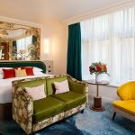 Deluxe King Room - Bedroom