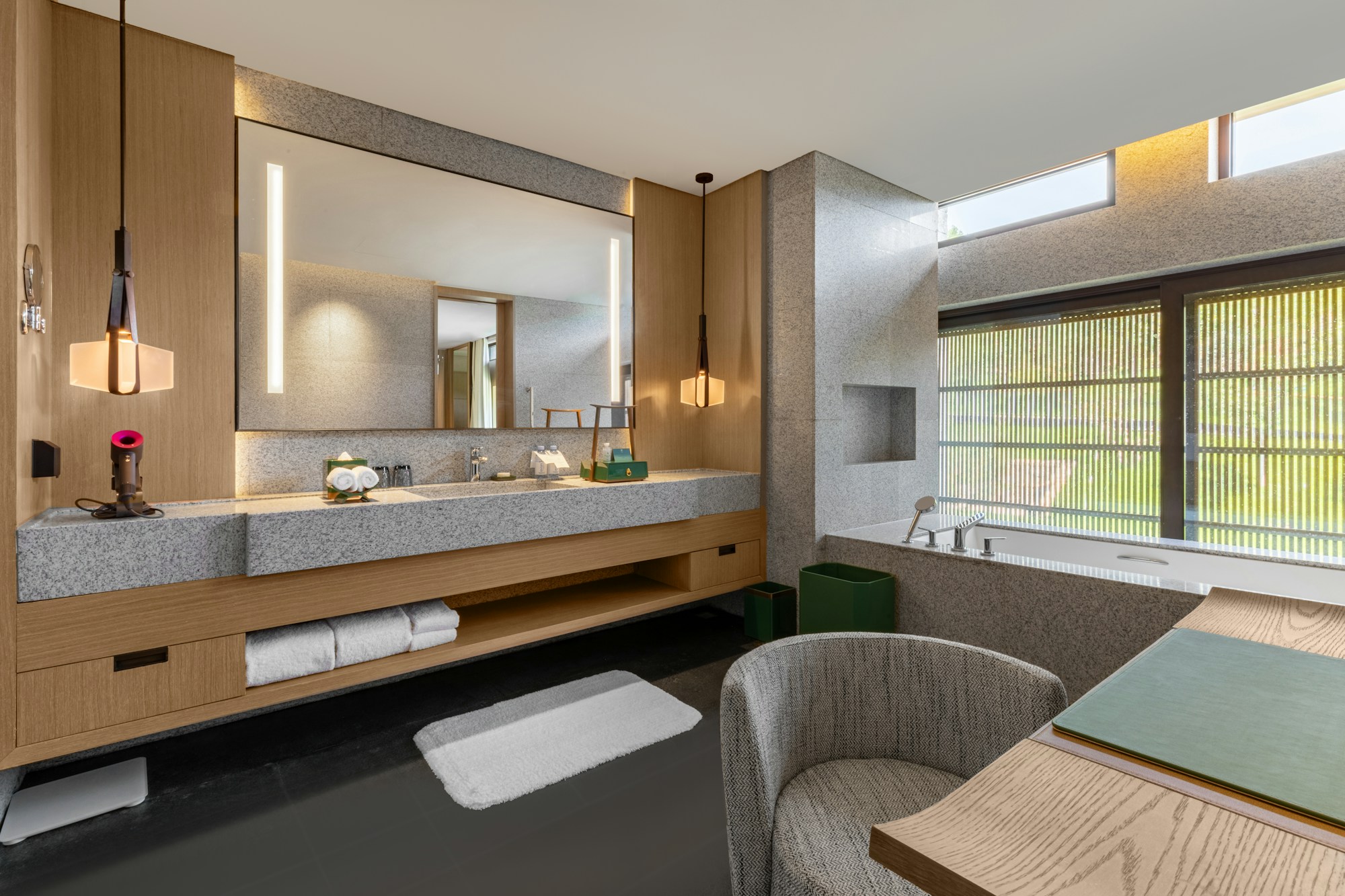 Ming Yan Viewing Suite Bathroom