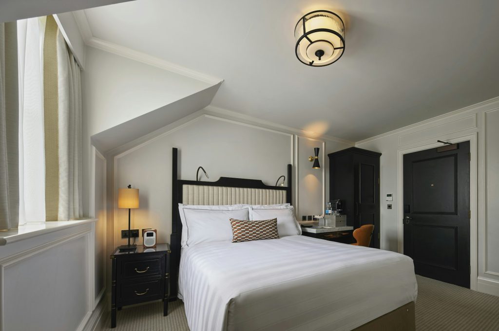 The Barn Room - Bedroom