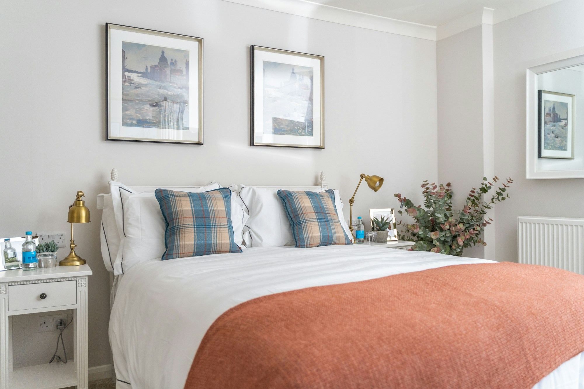 Brook House Residence - Bedroom