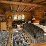 Ranch House East Cabin - Bedroom