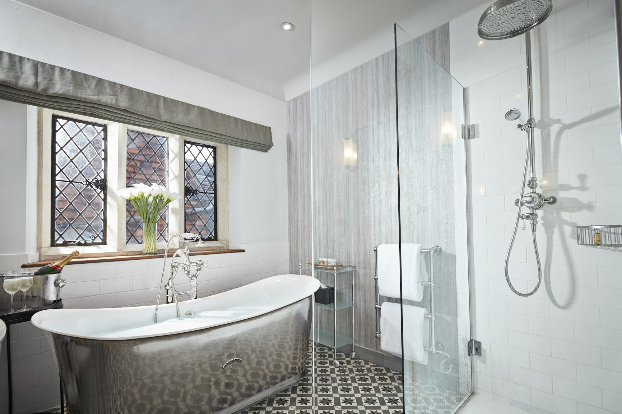 Queen Anne Suite - Bathroom