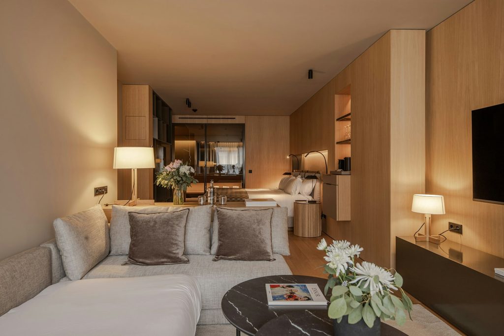 Triple Room - Living Area