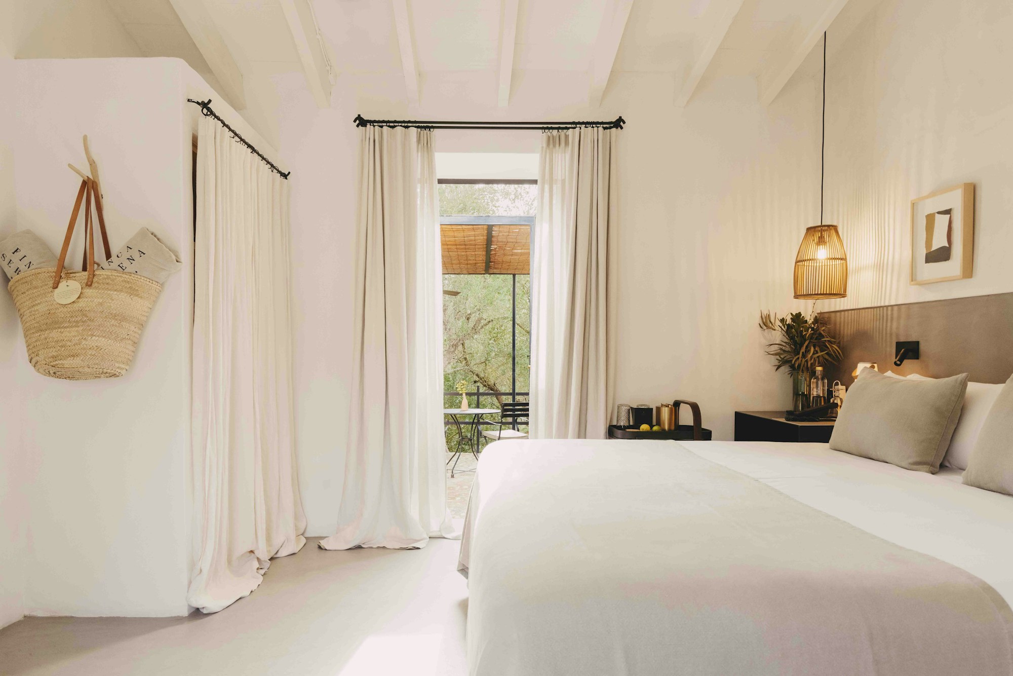 Classic Garden - Bedroom