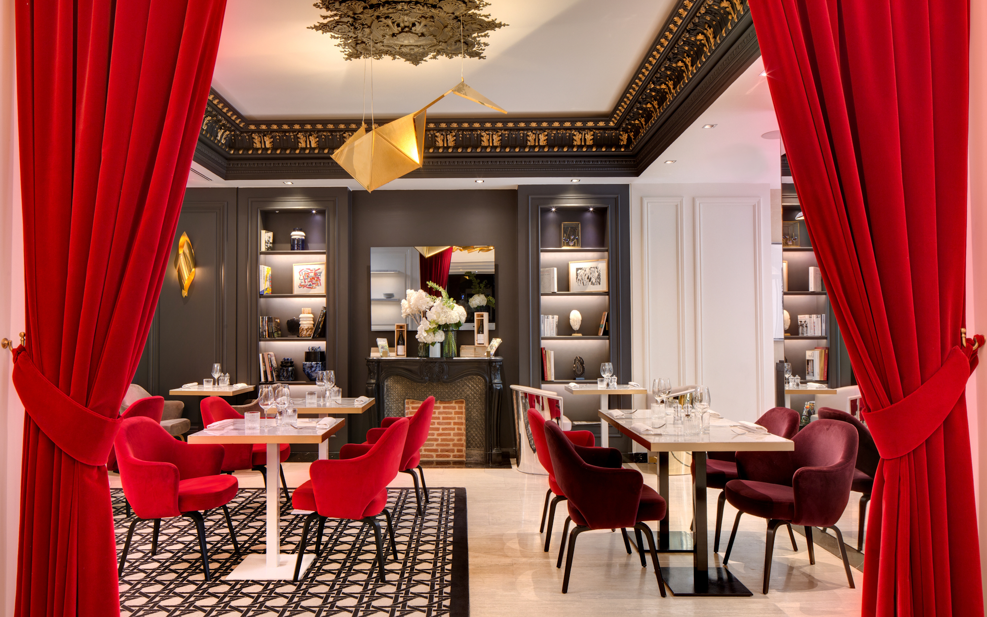 99 Haussmann Bar & Restaurant