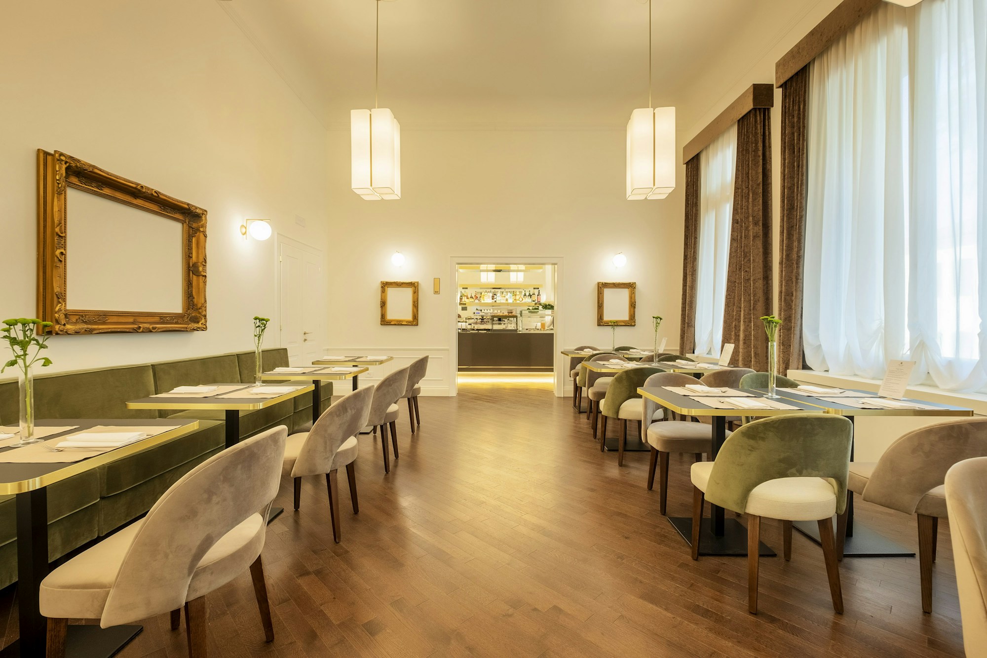 Breakfast Room