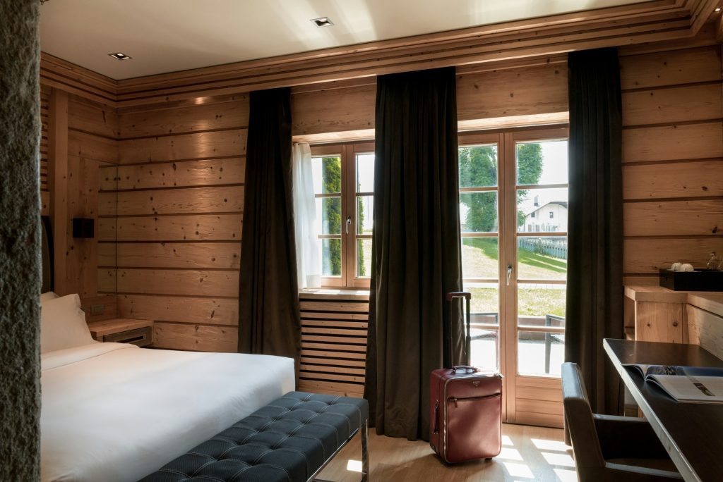 Deluxe Room - Bedroom