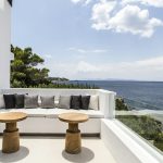 The Villa - Outdoor Seating