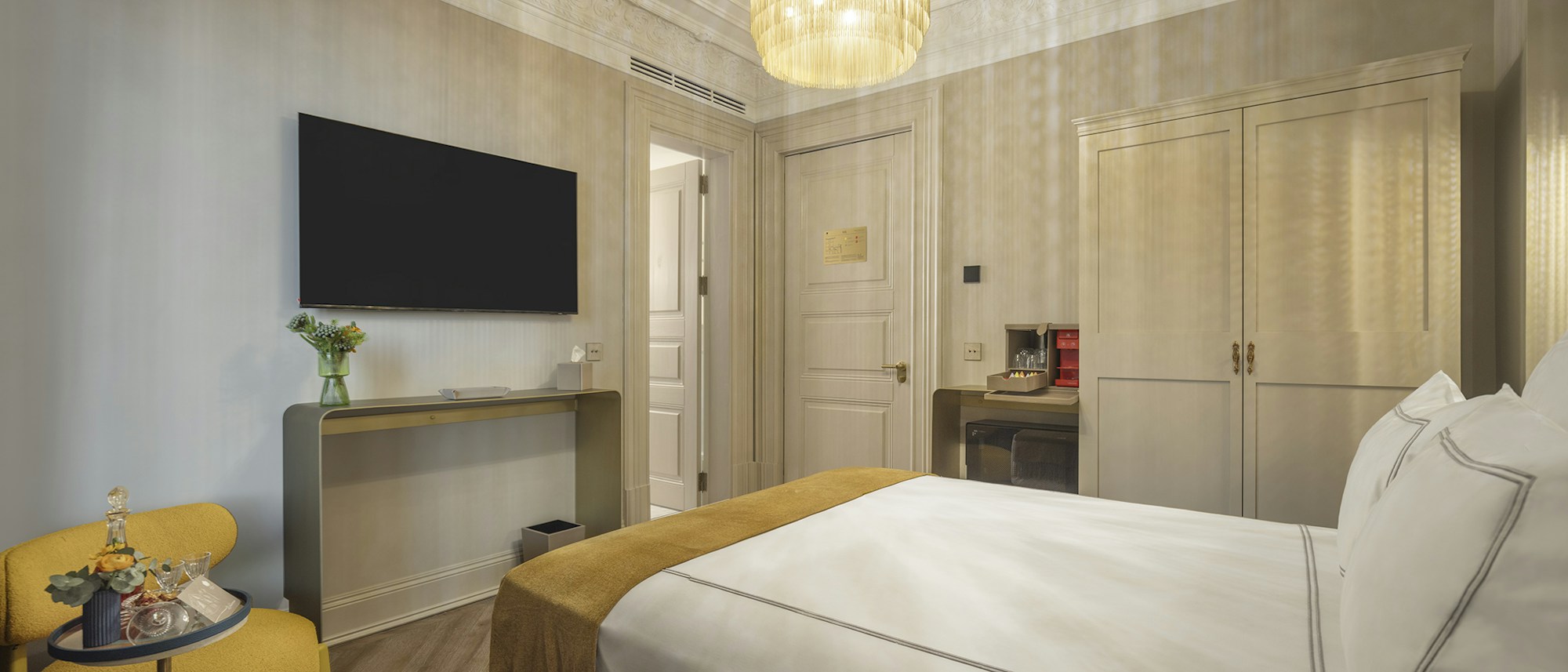 Pine Room - Bedroom