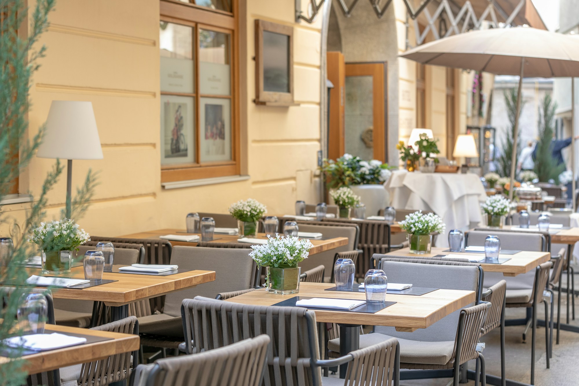 Restaurant - Gasthof Goldgasse (Summer Terrace)