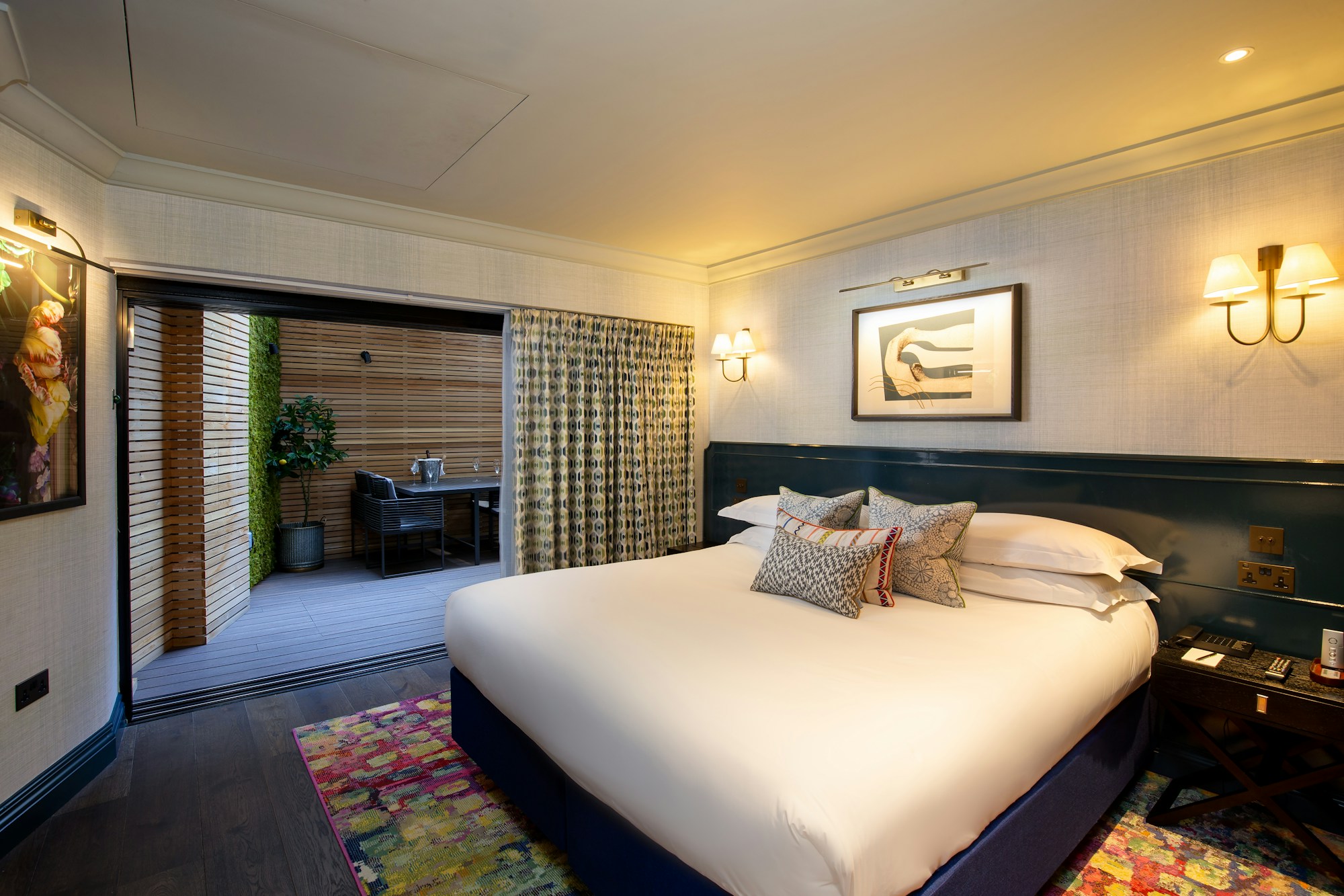 Hyde Park Suite - Master Bedroom