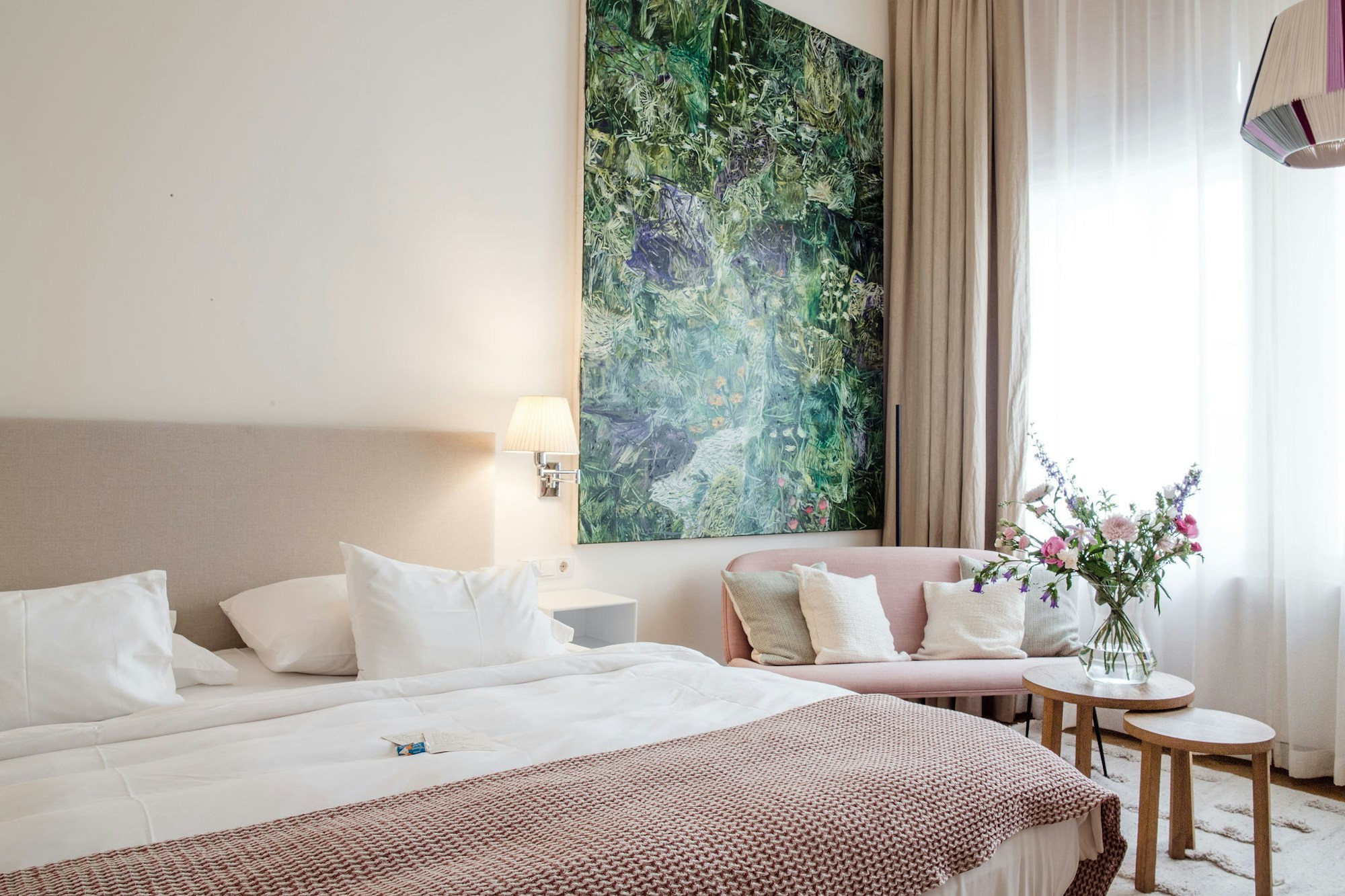 Double Room Medium - Sisterhood Bedroom