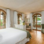 Deluxe with Sea View - Bedroom