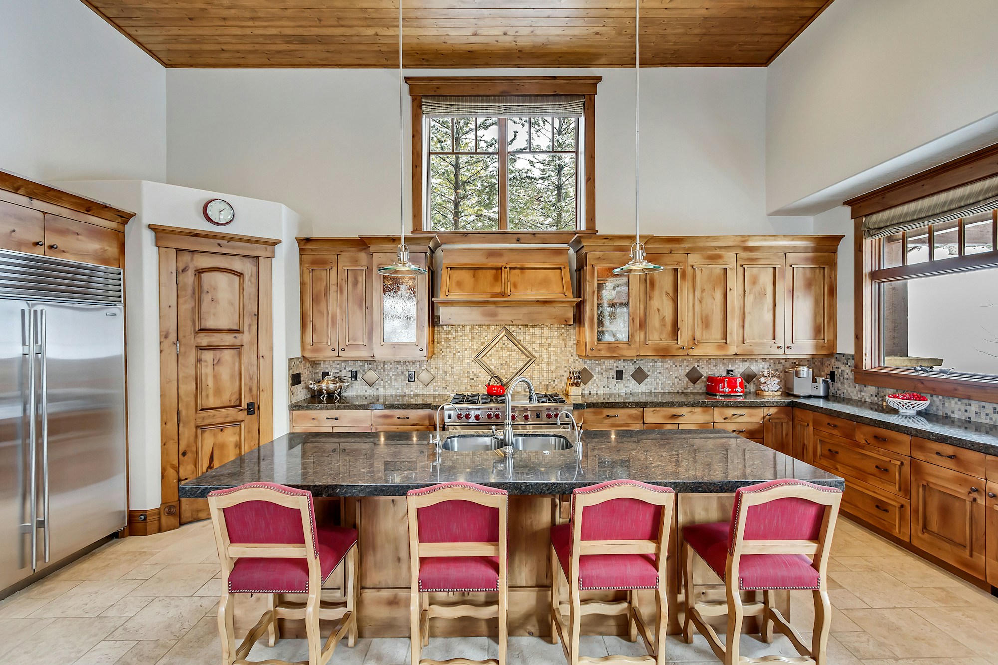 Lookout Home - Kitchen