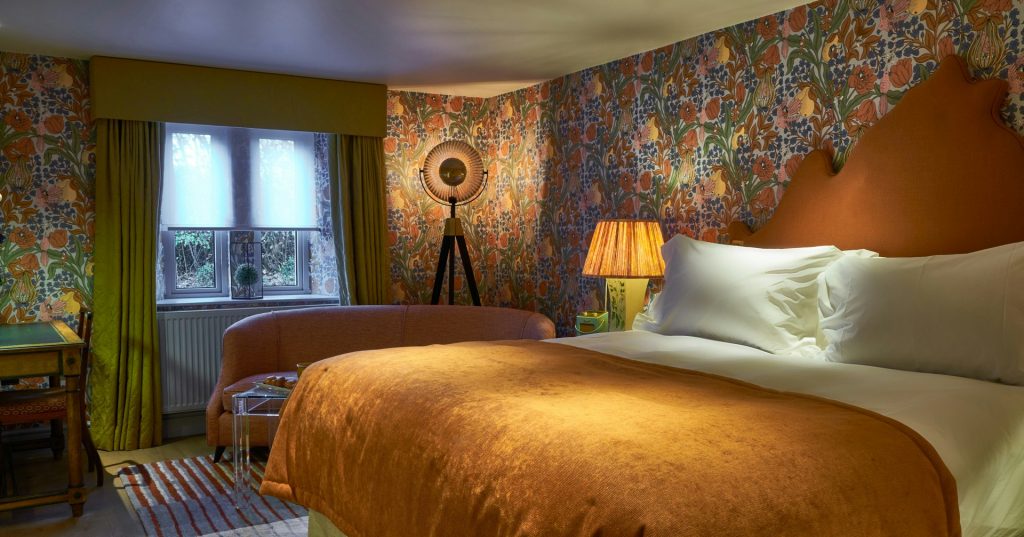 Mews Junior Suite - Bedroom