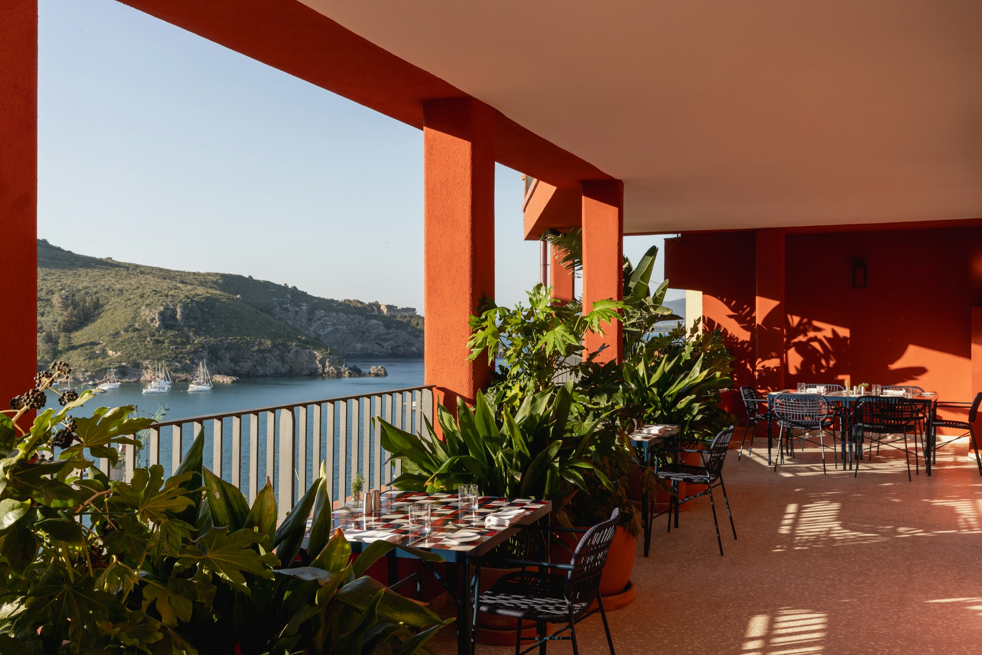 LA ROQQA Mezzanino Terrace