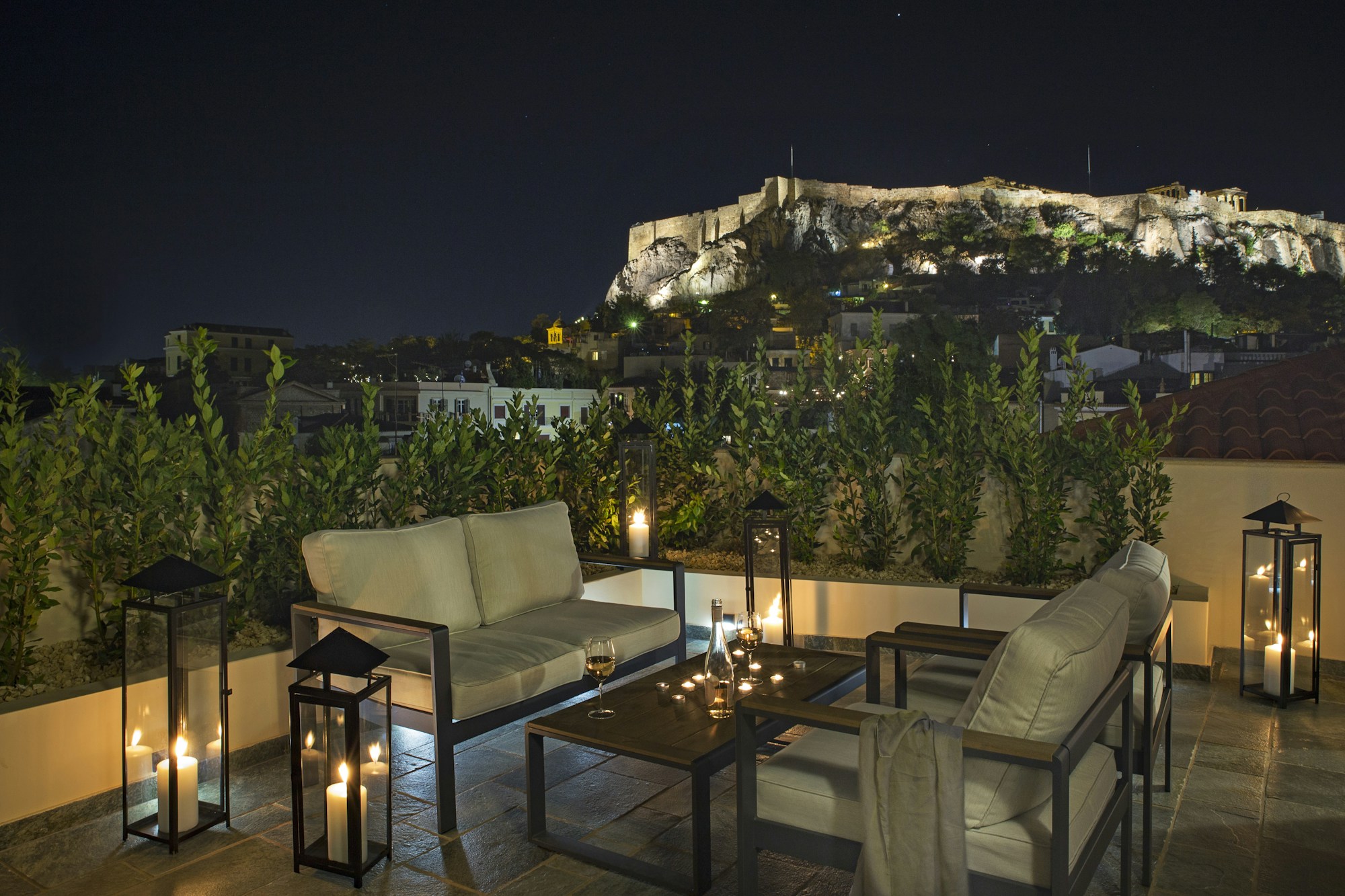 Iconic Suite - Terrace in Evening