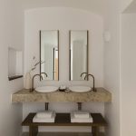 Superior Suite Plunge Pool - Bathroom