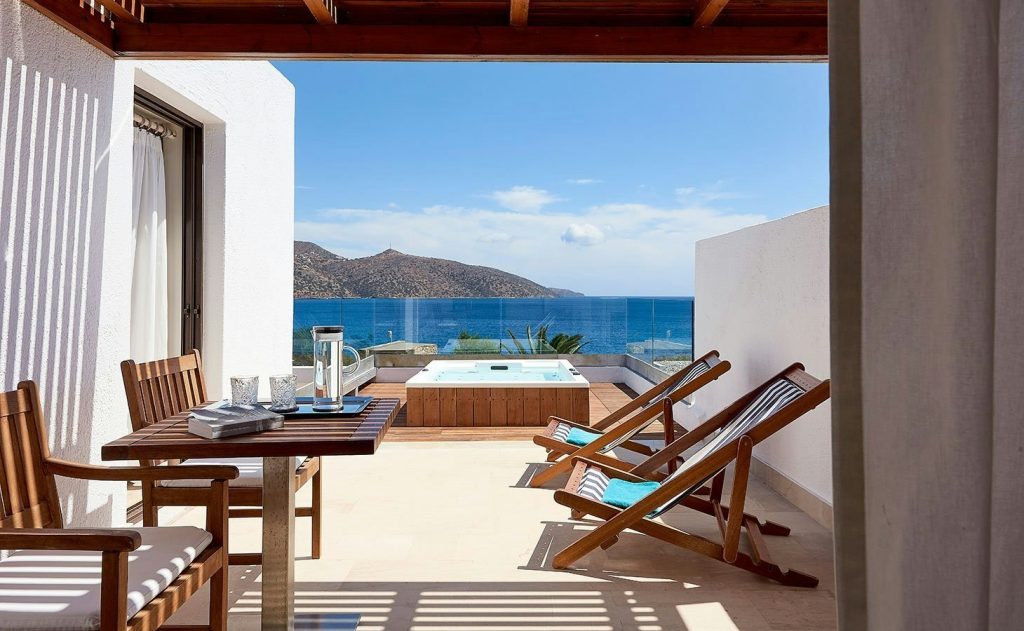 Club Suite Outdoor Hot Tub Seafront View - Terrace