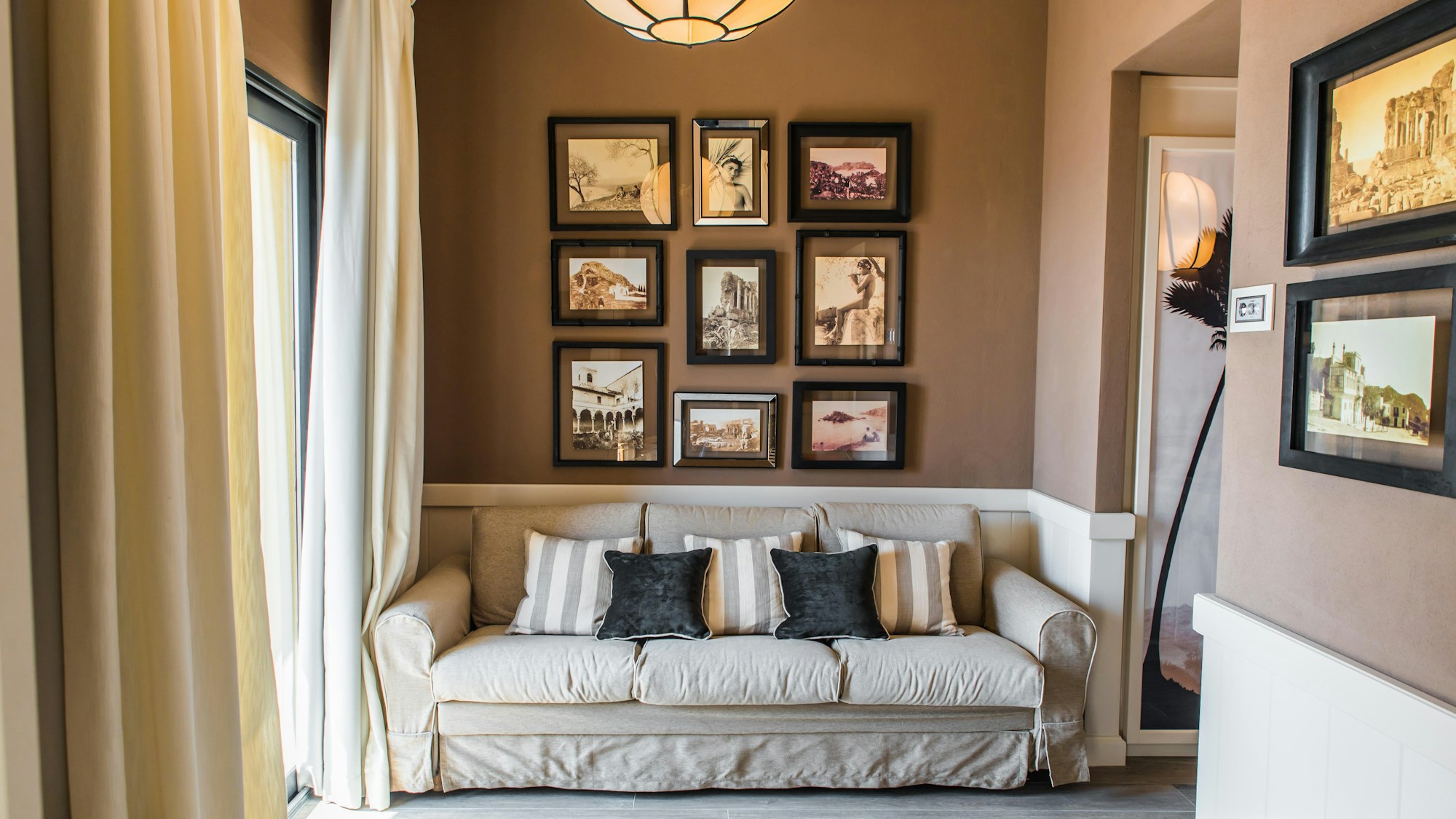 Mini Suite - Living Area
