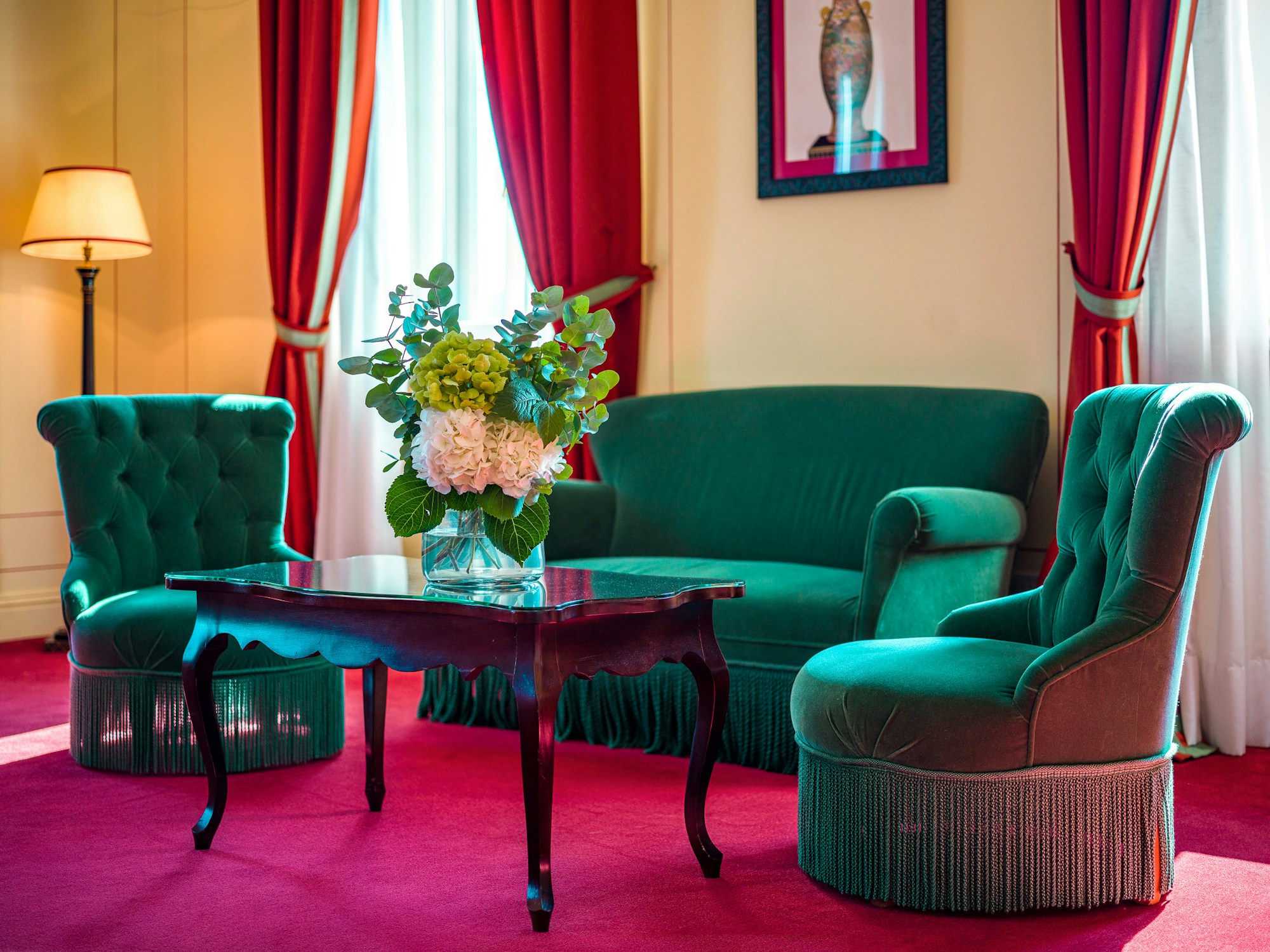 Junior Suite - Living Area
