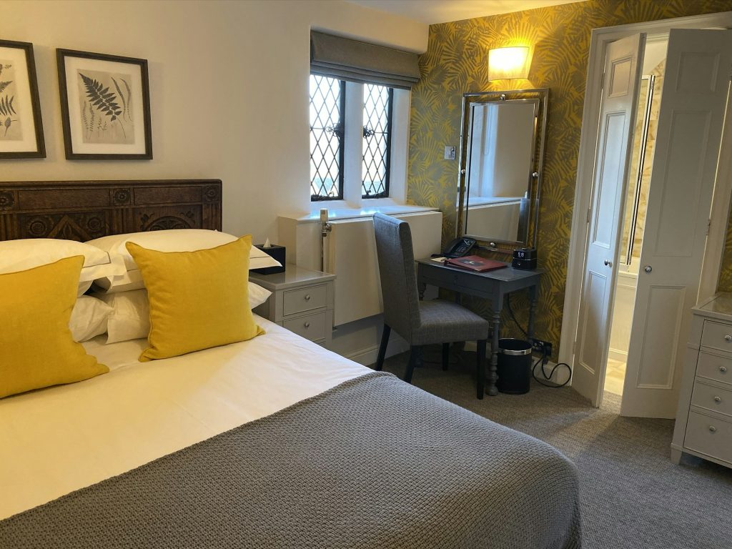 Cosy Double Room - Bedroom